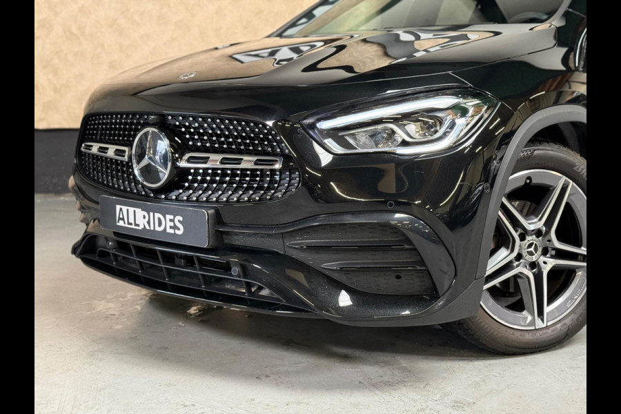 Mercedes-Benz GLA 180 AMG Night| Pano | Sfeerverlichting | DAB | Camera | Stoeverwarming