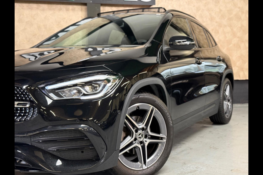 Mercedes-Benz GLA 180 AMG Night| Pano | Sfeerverlichting | DAB | Camera | Stoeverwarming