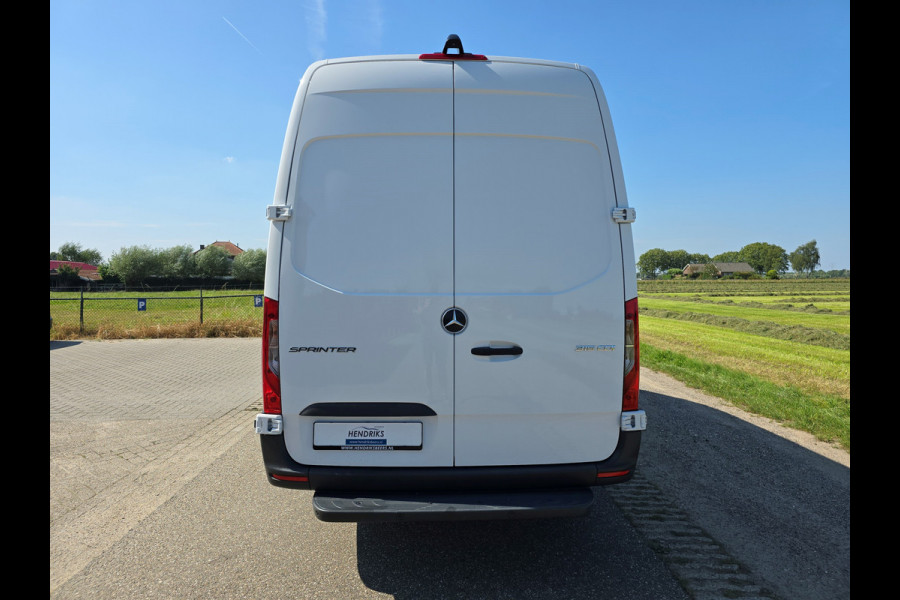 Mercedes-Benz Sprinter 315 CDI L3 H2 RWD - Euro 6 - 150 Pk - Navi - MBUX - ParkeerCamera - StoelVerwarming