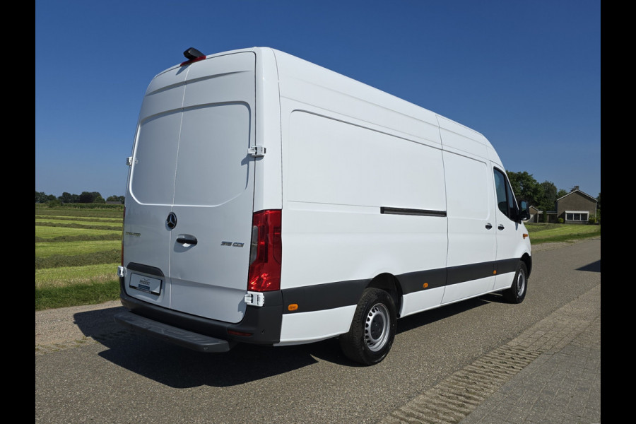 Mercedes-Benz Sprinter 315 CDI L3 H2 RWD - Euro 6 - 150 Pk - Navi - MBUX - ParkeerCamera - StoelVerwarming