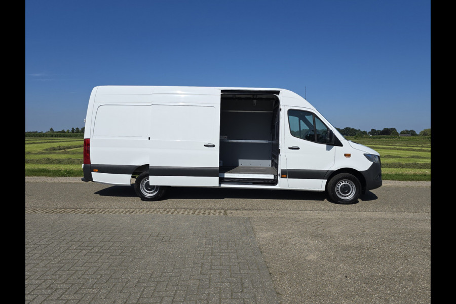 Mercedes-Benz Sprinter 315 CDI L3 H2 RWD - Euro 6 - 150 Pk - Navi - MBUX - ParkeerCamera - StoelVerwarming