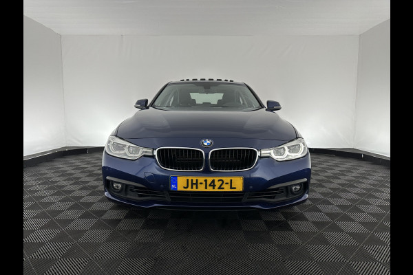 BMW 3-serie 330e Centennial High Executive Aut. *PANO | FULL-LED | DAKOTA-FULL-LEATHER | MEMORY-PACK | NAVI-FULLMAP | ECC | PDC | CRUISE | SPORT-SEATS | 17''ALU*