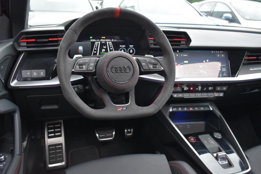 Audi RS3 Sportback 2.5 TFSI quattro Pano Lane B&O Camera