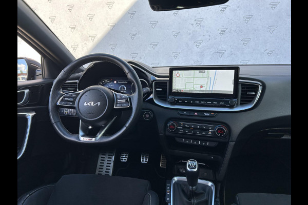 Kia Ceed Sportswagon 1.0 T-GDi GT-Line | Panoramadak | Leder/Alcantara | Camera | Navi | Stuur-/Stoelverwarming | 17” Velgen | Clima | Key-Less | PDC | Cruise | LED |