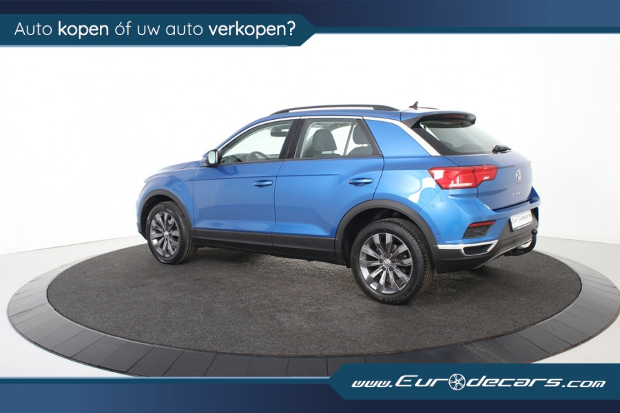 Volkswagen T-Roc 1.0 TSI Style *Navigatie*Trekhaak*Park assist*