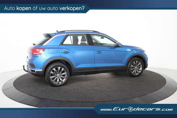 Volkswagen T-Roc 1.0 TSI Style *Navigatie*Trekhaak*Park assist*