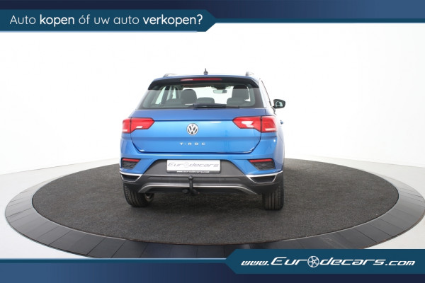 Volkswagen T-Roc 1.0 TSI Style *Navigatie*Trekhaak*Park assist*