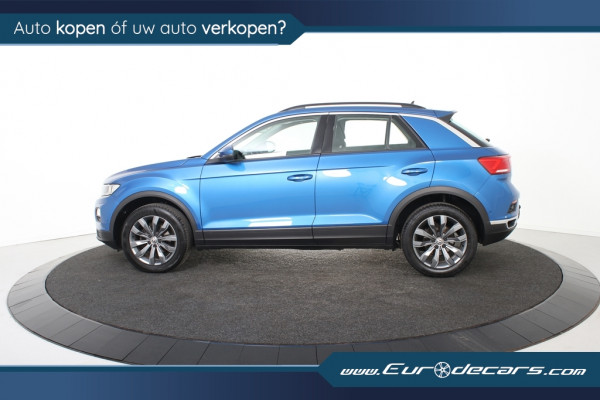 Volkswagen T-Roc 1.0 TSI Style *Navigatie*Trekhaak*Park assist*