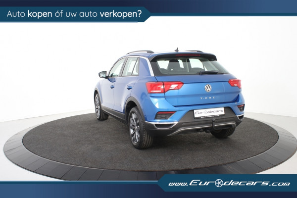 Volkswagen T-Roc 1.0 TSI Style *Navigatie*Trekhaak*Park assist*