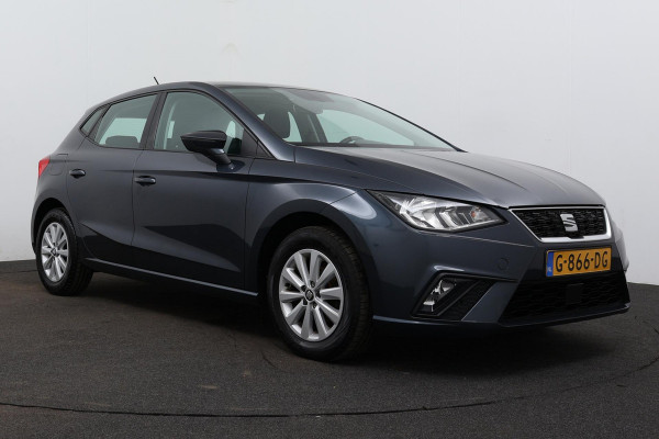 Seat Ibiza 1.0 TSI Style Sport (VIRTUAL COCKPIT, CARPLAY, NAVIGATIE, PARKEERSENSOREN, 1e EIGENAAR, GOED ONDERHOUDEN)