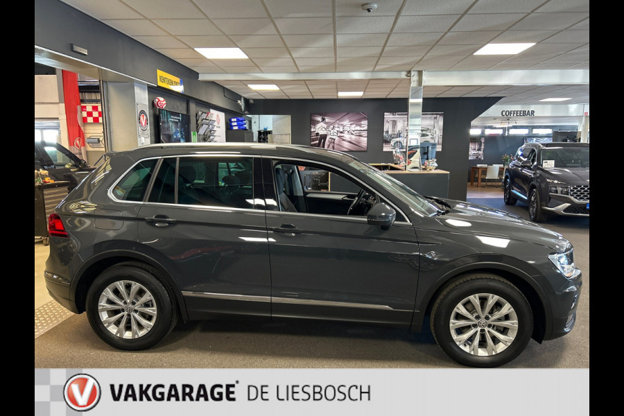 Volkswagen Tiguan 1.5 TSI ACT Comfortline Business,navi,orig ned,boeken,eerste eigenaar