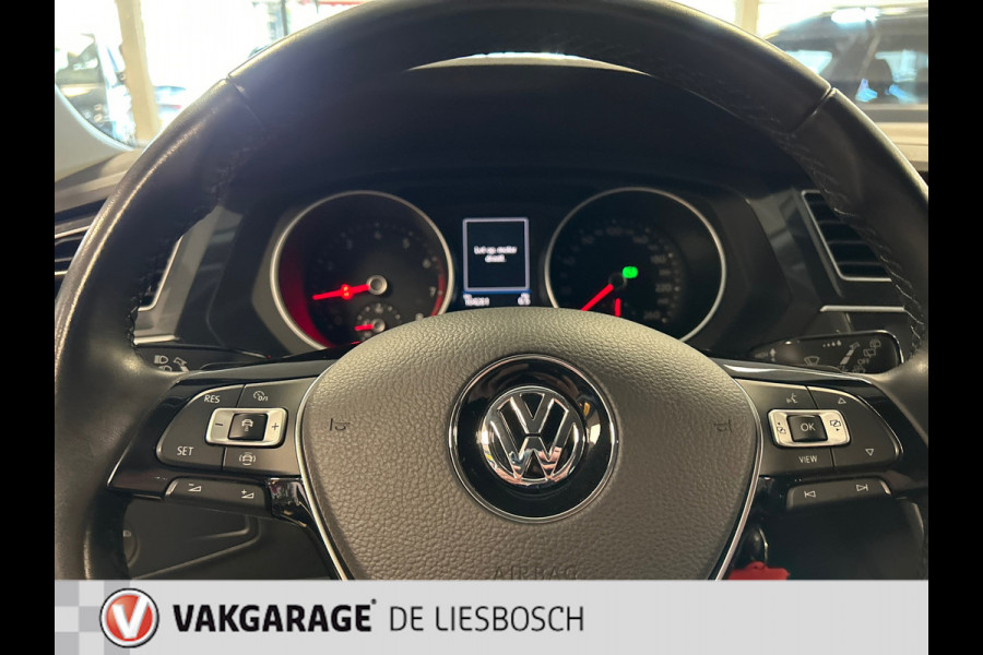 Volkswagen Tiguan 1.5 TSI ACT Comfortline Business,navi,orig ned,boeken,eerste eigenaar