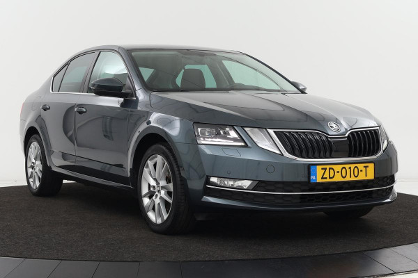 Škoda Octavia 1.0 TSI Style | Adaptive cruise | Trekhaak | Stoelverwarming | Camera | Virtual Cockpit | Full LED | Carplay | Park Assist | Keyless | Canton | Navigatie