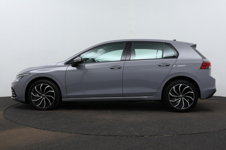 Volkswagen Golf 1.0 eTSI Sport (NAVIGATIE, PARKEERSENSOREN, LED, 1e EIGENAAR, GOED ONDERHOUDEN)