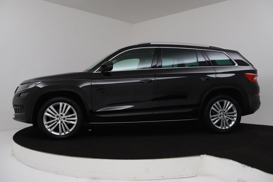 Škoda Kodiaq 1.5 TSI Business Edition Automaat (PANORAMADAK, CAMERA, NAVIGATIE, PDC, CRUISE, CLIMATE, NL-AUTO, GOED ONDERHOUDEN)