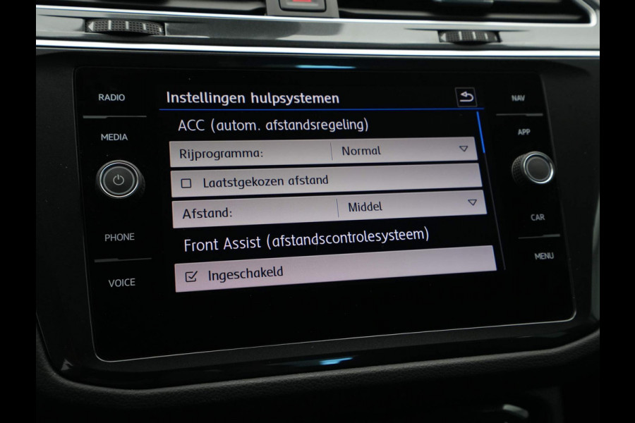 Volkswagen Tiguan 1.5 TSI 130pk Comfortline Navigatie Trekhaak Camera Acc