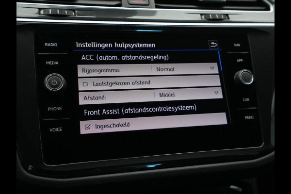 Volkswagen Tiguan 1.5 TSI 130pk Comfortline Navigatie Trekhaak Camera Acc