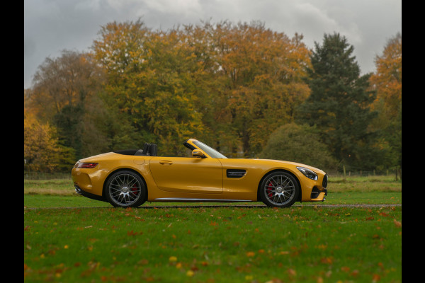 Mercedes-Benz AMG GT Roadster C | Performance seats | Carbon interieur | Stoelkoeling | Camera | Solarbeam Yellow