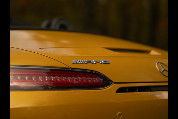 Mercedes-Benz AMG GT Roadster C | Performance seats | Carbon interieur | Stoelkoeling | Camera | Solarbeam Yellow