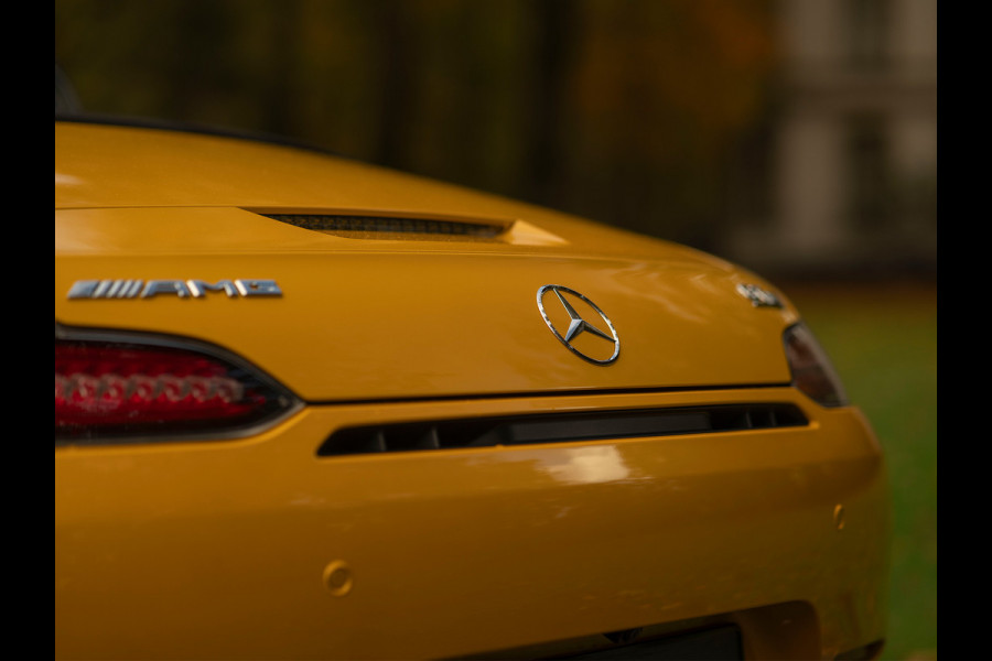 Mercedes-Benz AMG GT Roadster C | Performance seats | Carbon interieur | Stoelkoeling | Camera | Solarbeam Yellow