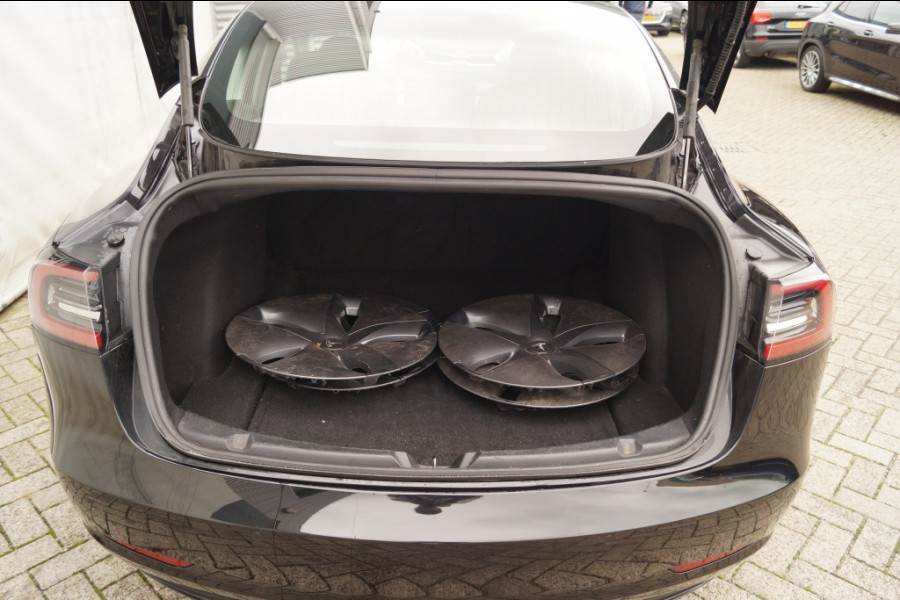 Tesla Model 3 Long Range RWD 75kWh 287pk -LEER-PANO-CAM-