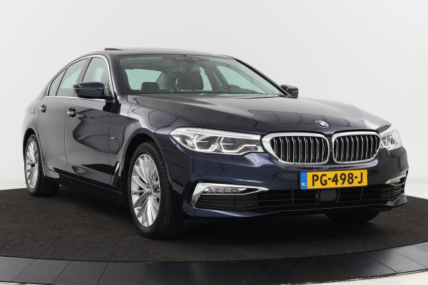 BMW 5 Serie 520d High Executive | Schuifdak | Adaptive Cruise | Trekhaak | Nappaleder | Harman Kardon | 360 Camera | Head-up | Park Assist