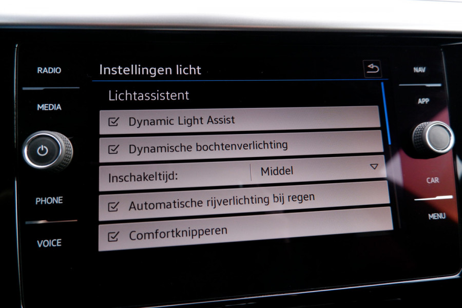 Volkswagen Arteon Shooting Brake 1.4 TSI eHybrid PHEV R-Line Business+ | Virtual cockpit | Trekhaak | LED | Standkachel |