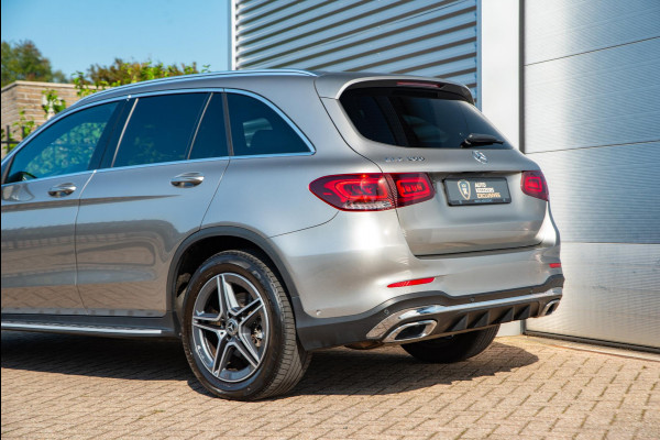 Mercedes-Benz GLC 200 Business Solution AMG Panoramadak Leer Navi Carbon