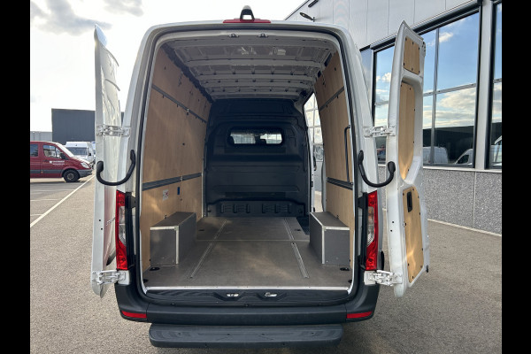 Mercedes-Benz Sprinter 317 CDI L2 H2 9G-TRONIC / MBUX / Camera / Parkeersensoren / Navigatie / Cruise control / Airco / 270 Graden achterdeuren