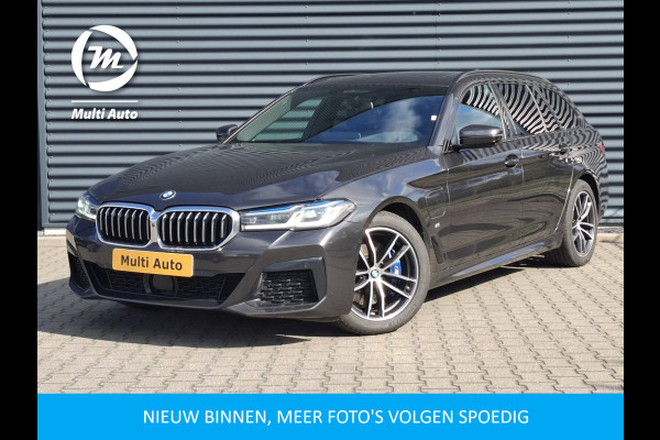 BMW 5 Serie Touring 530e xDrive M Sport Plug in Hybrid PHEV | Panodak | Trekhaak af Fabriek | Lederen Sportstoelen | Laser LED | Harman Kardon | Adaptive Cruise | Head Up | 360 Camera |