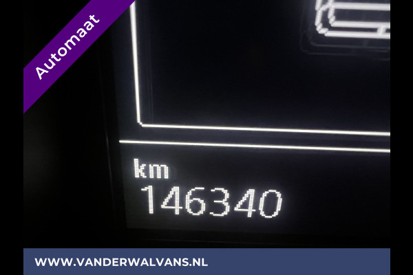 Volkswagen Crafter 2.0 TDI 141pk Automaat L3H2 L2H1 Euro6 Airco | 2x Zijdeur | Camera | Navigatie Apple Carplay, Android Auto, Cruisecontrol, Bijrijdersbank, 3000kg trekvermogen