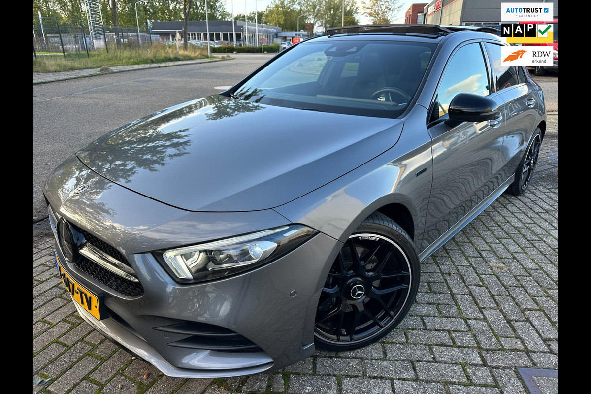 Mercedes-Benz A-Klasse 250 e EQ HYBRID AMG Limited SPORT PANO LEER AUT LUXE