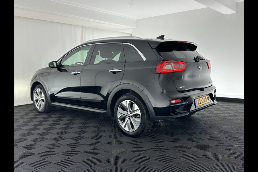 Kia e-Niro ExecutiveLine 64 kWh (INCL-BTW) Aut. *FULL-LEATHER  | JBL-AUDIO | FULL-LED | NAVI-FULLMAP | DAB | ADAPT.CRUISE | CAMERA | MEMORY-PACK | LANE-ASSIST | KEYLESS | DIGI-COCKPIT | SHIFT-PADDLES | COMFORT-SEATS | 17"AL