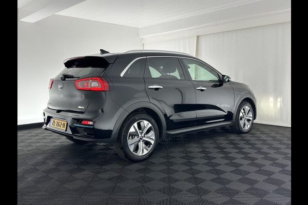 Kia e-Niro ExecutiveLine 64 kWh (INCL-BTW) Aut. *FULL-LEATHER  | JBL-AUDIO | FULL-LED | NAVI-FULLMAP | DAB | ADAPT.CRUISE | CAMERA | MEMORY-PACK | LANE-ASSIST | KEYLESS | DIGI-COCKPIT | SHIFT-PADDLES | COMFORT-SEATS | 17"AL