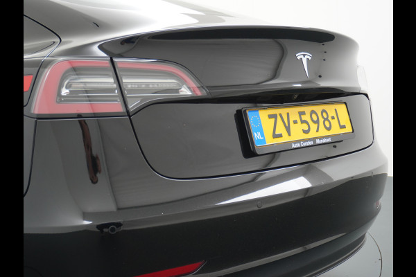 Tesla Model 3 SR+60kWh 325PK AutoPilot FSD.vb Leer PanoDak Adaptive cruise 18" Camera's Elektr.-Stuur+Stoelen+Spiegels+Geheugen+Easy-Entry+Ver Ecc Navigatiesysteem full map LED-a+v Comfortstoel(en) ACC Dual-ECC DAB Voorverwarmen interieur via App Keyless via Telefoonsleutel One-Pedal-Drive Origin. NLse auto !