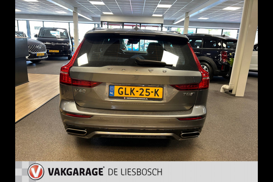 Volvo V60 2.0 T8 Twin Engine AWD R-Design 300pk / Leder / camera / trekhaak / Harman-Kardon