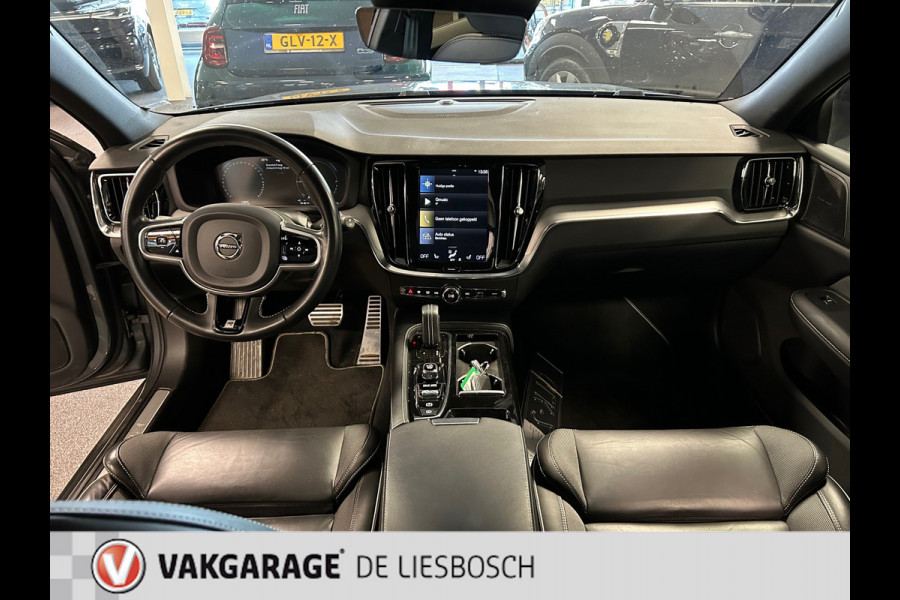 Volvo V60 2.0 T8 Twin Engine AWD R-Design 300pk / Leder / camera / trekhaak / Harman-Kardon