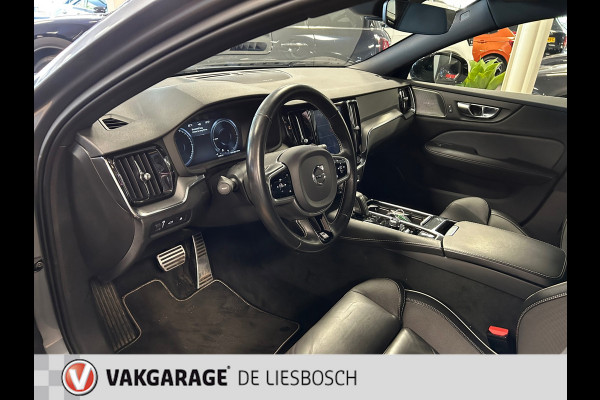 Volvo V60 2.0 T8 Twin Engine AWD R-Design 300pk / Leder / camera / trekhaak / Harman-Kardon