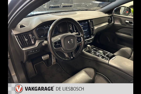 Volvo V60 2.0 T8 Twin Engine AWD R-Design 300pk / Leder / camera / trekhaak / Harman-Kardon