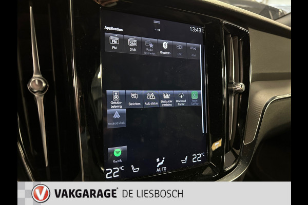 Volvo V60 2.0 T8 Twin Engine AWD R-Design 300pk / Leder / camera / trekhaak / Harman-Kardon