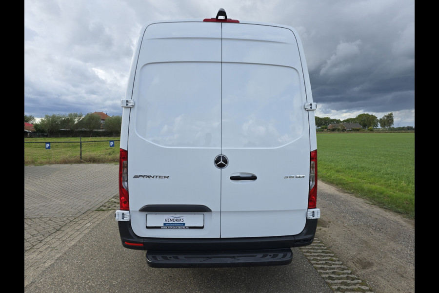 Mercedes-Benz Sprinter 315 1.9 CDI L2 H2 - 150 Pk - Euro 6 - RWD - MBUX - ParkeerCamera