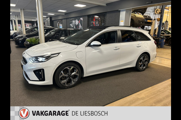 Kia Ceed Sportswagon 1.6 GDI PHEV ExecutiveLine / leder / panorama-dak / camera / stoel en stuur verwarming