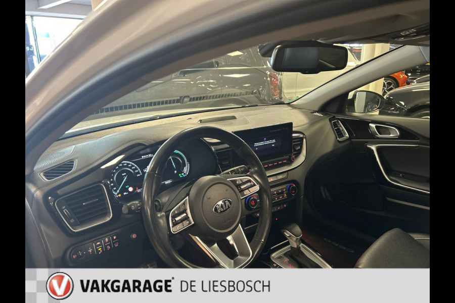 Kia Ceed Sportswagon 1.6 GDI PHEV ExecutiveLine / leder / panorama-dak / camera / stoel en stuur verwarming