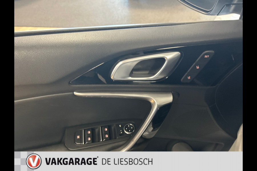 Kia Ceed Sportswagon 1.6 GDI PHEV ExecutiveLine / leder / panorama-dak / camera / stoel en stuur verwarming