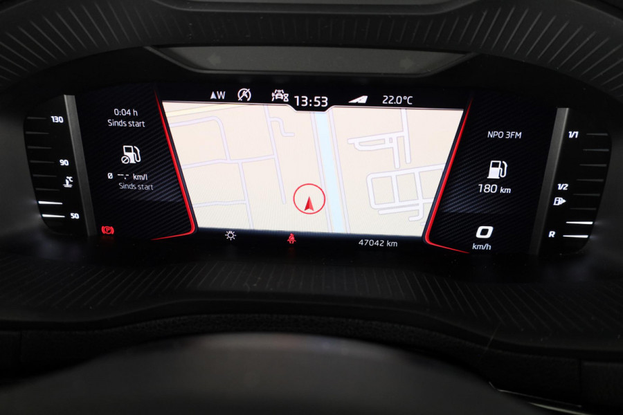 Škoda Karoq 1.5 TSI ACT Sportline Business Navigatie | Virtual Cockpit | Adaptive cruise controle