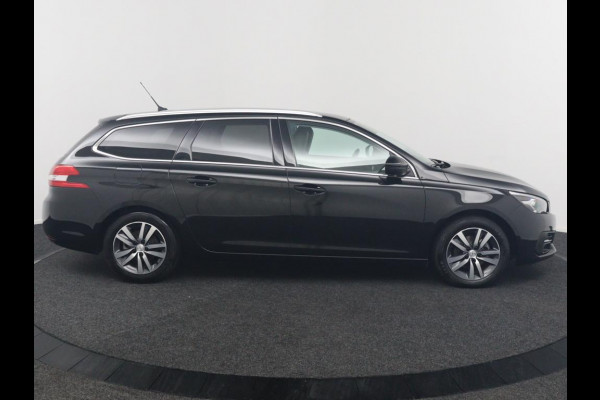 Peugeot 308 SW 1.2 PureTech Premium*PANO*HAAK*ECC*CARPLAY*