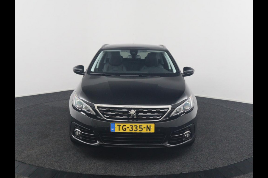 Peugeot 308 SW 1.2 PureTech Premium*PANO*HAAK*ECC*CARPLAY*