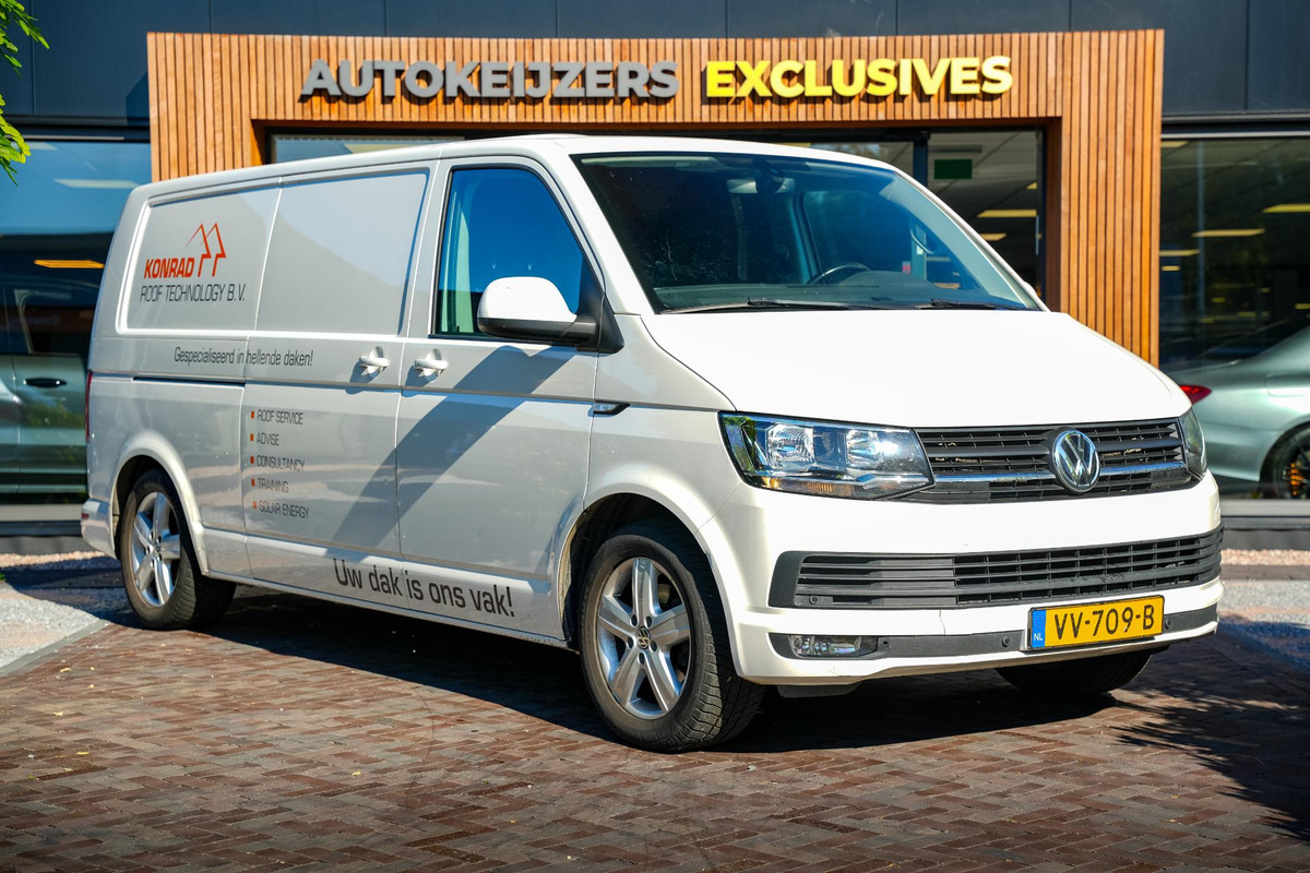 Volkswagen Transporter 2.0 TDI L2H2 Highline Airco Trekhaak Cruise control PDC