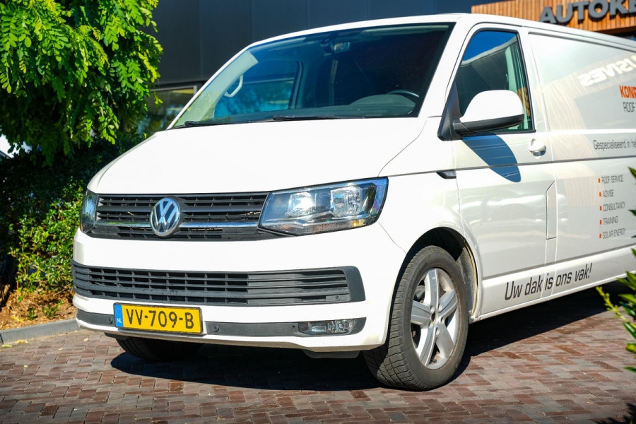 Volkswagen Transporter 2.0 TDI L2H2 Highline Airco Trekhaak Cruise control PDC