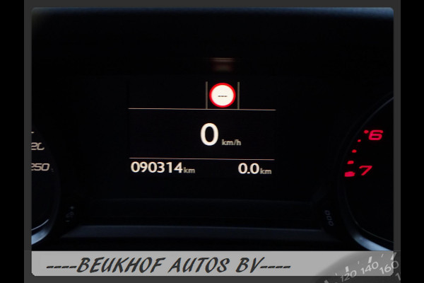 Peugeot 308 1.2 PureTech Navi Carplay Panorama Nieuwe D-Riem